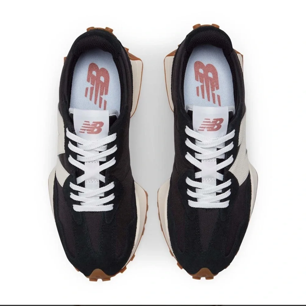 New Balance 327 - Picture 2 of 5